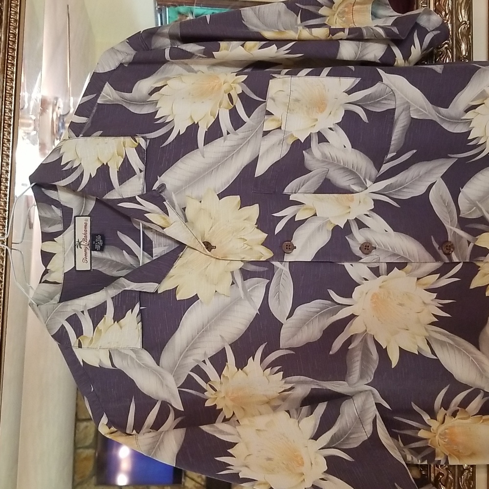 Tommy Bahama man's 100% silk man's shirt